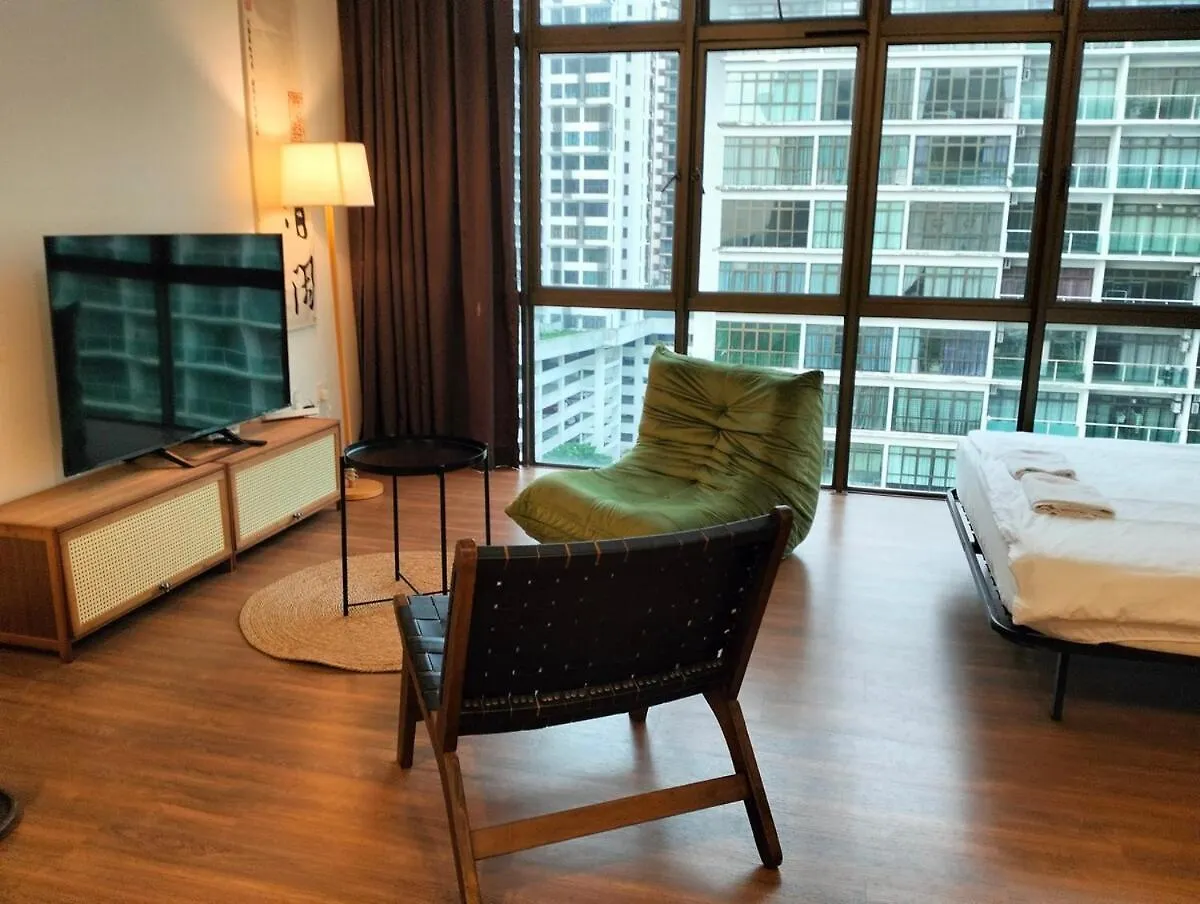 023 Palazio Apartment Vintage Style Studio Mount Austin Wifi & Netflix 新山