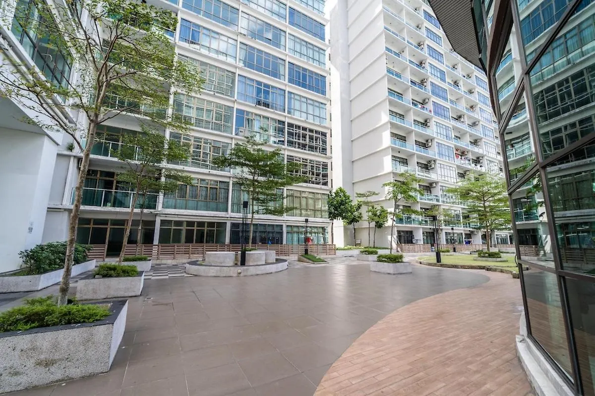 023 Palazio Apartment Vintage Style Studio Mount Austin Wifi & Netflix 新山